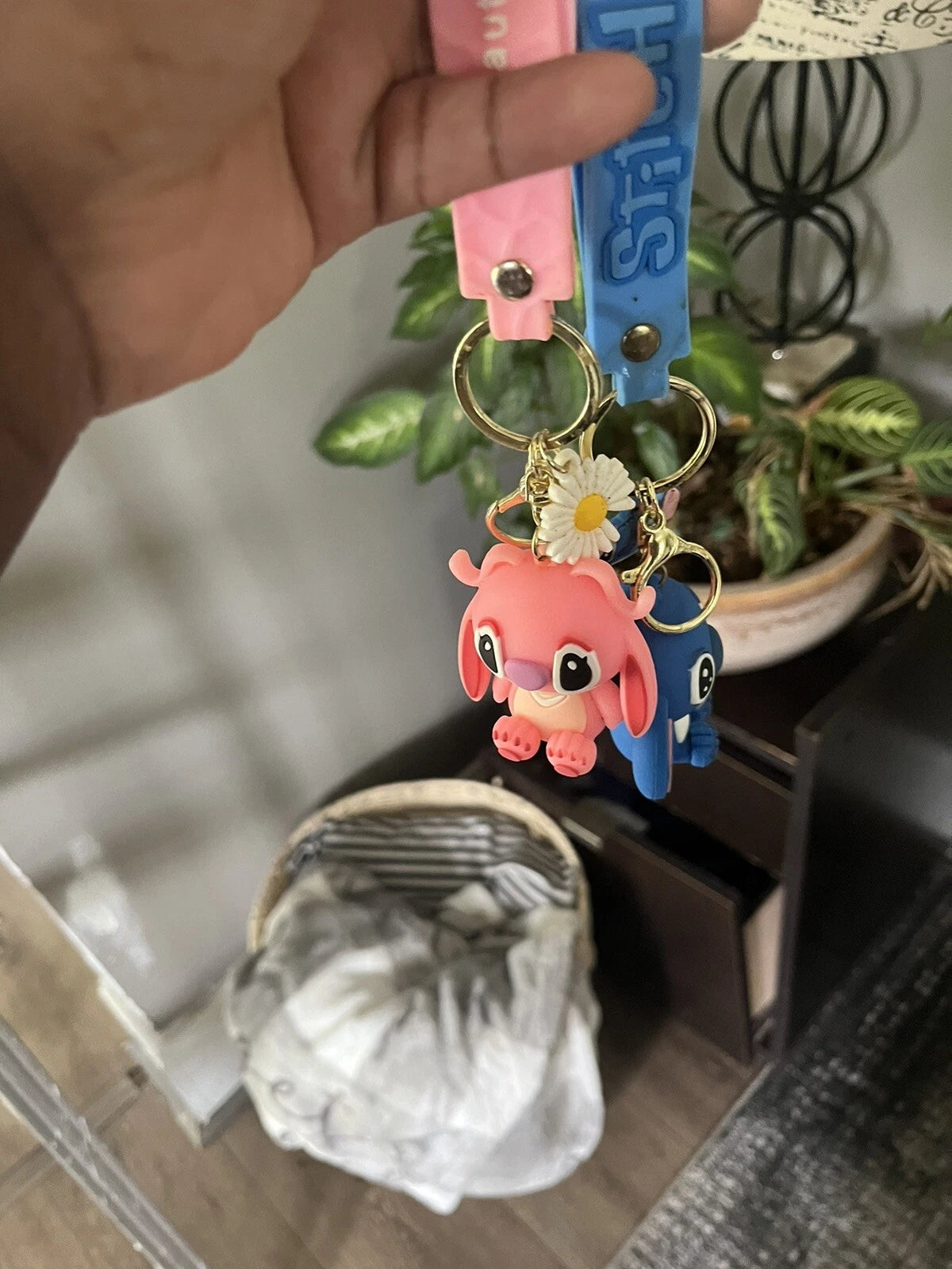 Premium Angel Keychain - High-Quality Metal, Intricate Design | Perfect Gift